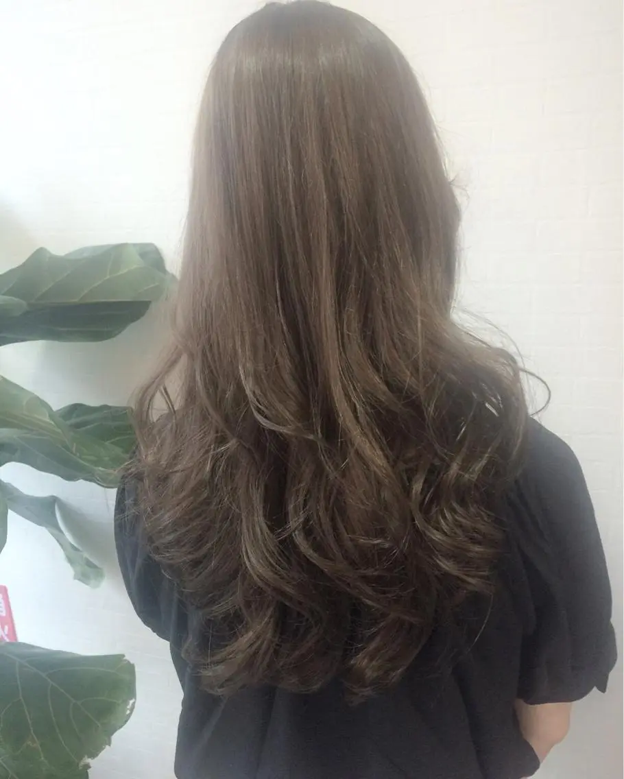 ロング カラー 🌈白髪ぼかし特化 🌈naokoのヘアスタイル