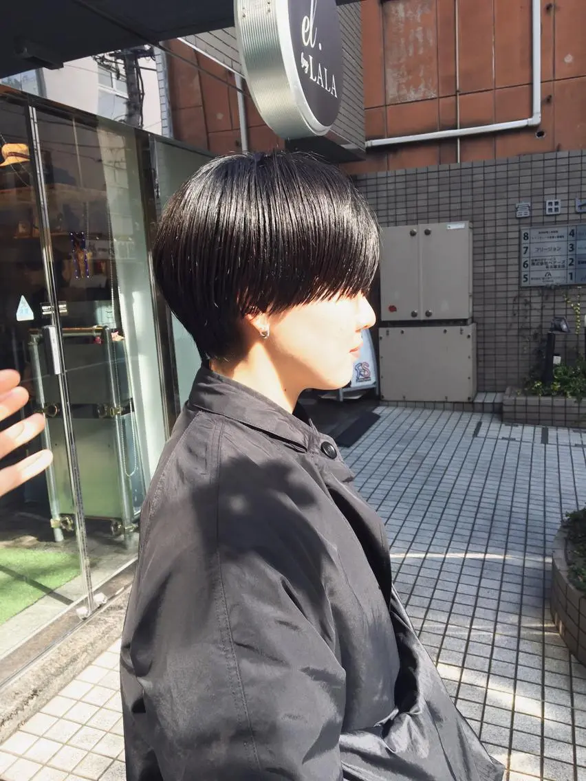 ショート カラー ハンサムショート ショートヘア ハイトーン/レイヤー /ウルフ⭐️永田⭐️のヘアスタイル
