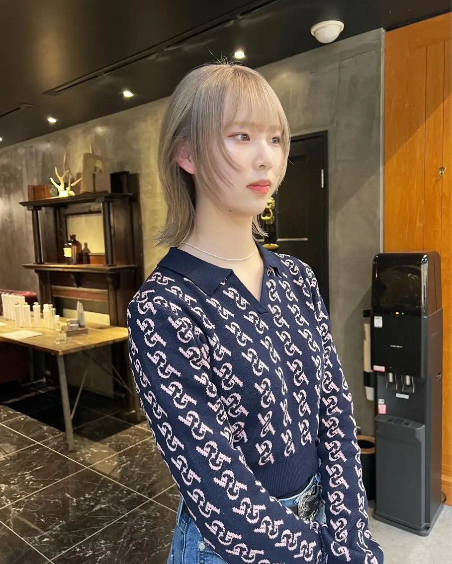 ミディアム カラー カット ヘアカラー 圧倒的デザイン力 店長🎨RENAのヘアスタイル