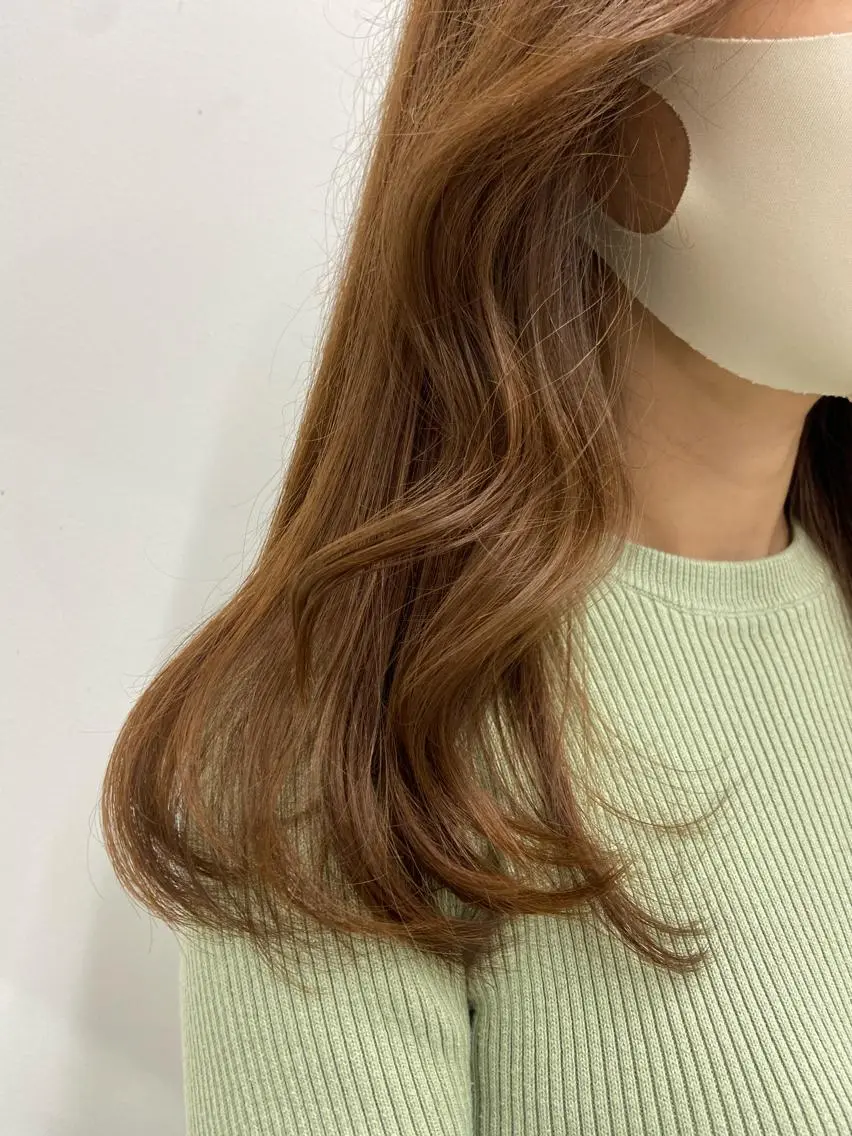 セミロング イエローカラー 韓国レイヤー/ヘア カラー🎀ayamiのヘアスタイル