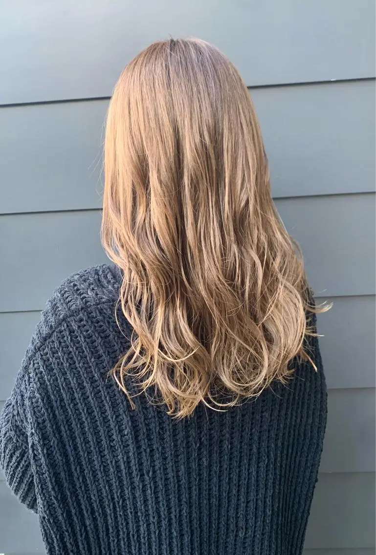 セミロング カラー パーマ STYLE袋町店 赤畠達弥のヘアスタイル