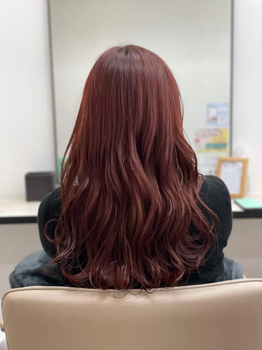 セミロング カラー パーマ ブリーチ ブラウンカラー ブリーチなしカラー レッドカラー レッドブラウン カット ヘアカラー トリートメント ヘアセット 栄/久屋大通り/韓国 /透明感/横山🩵のヘアスタイル