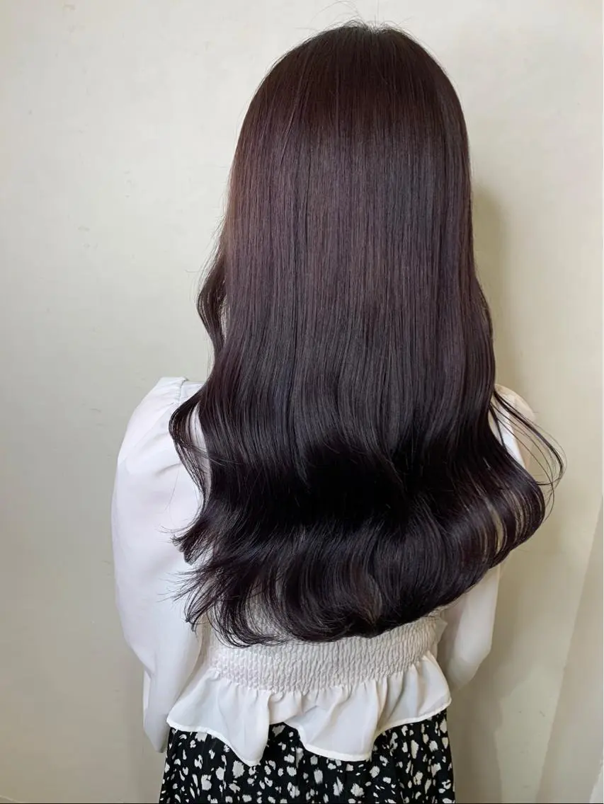 ロング カラー アッシュ 黒髪 ブリーチ ブルーカラー ブルーブラック オリーブカラー 特化　　kaiのヘアスタイル