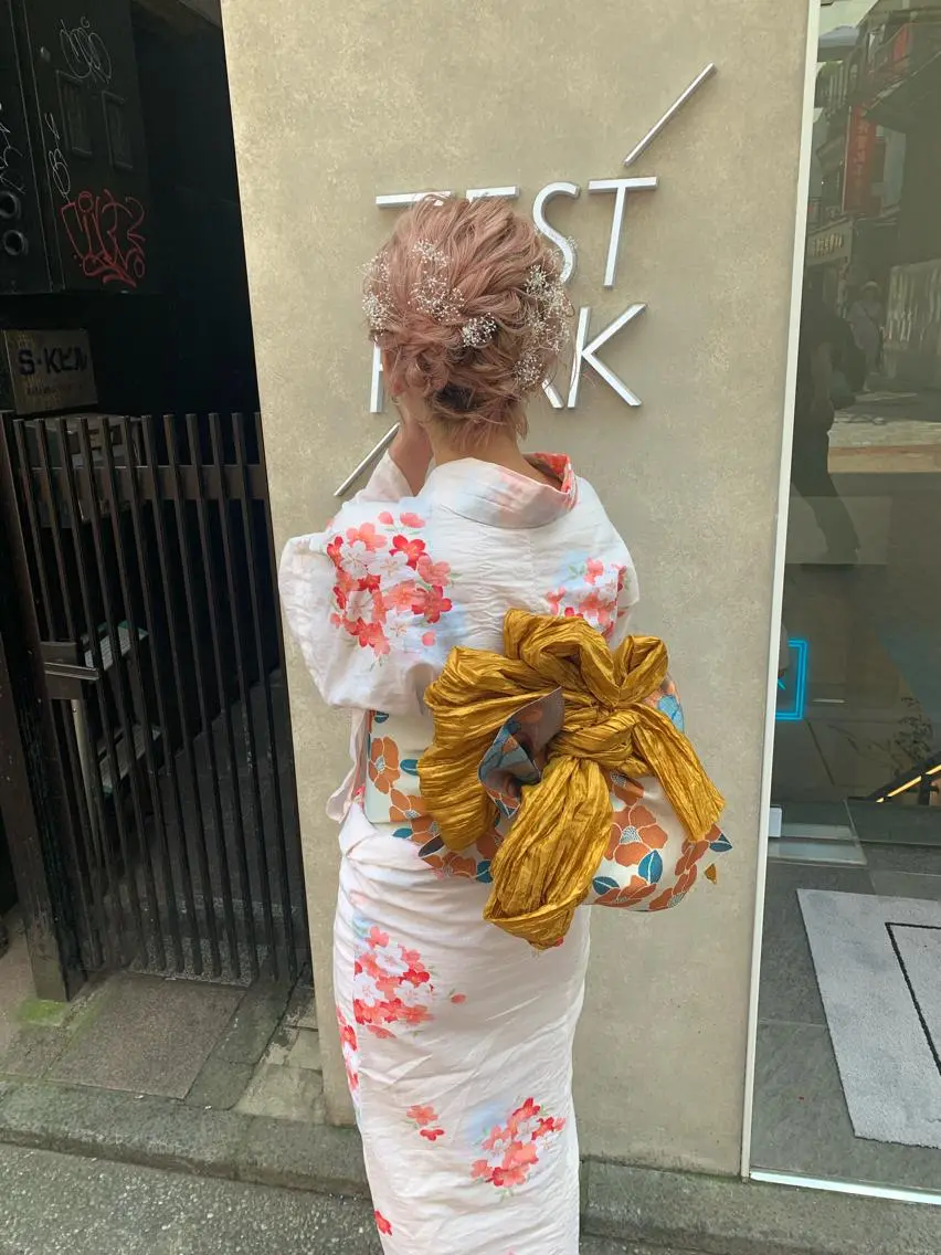 ショート カラー ヘアアレンジ まつげと眉 Meliaのマツエク・マツパデザイン