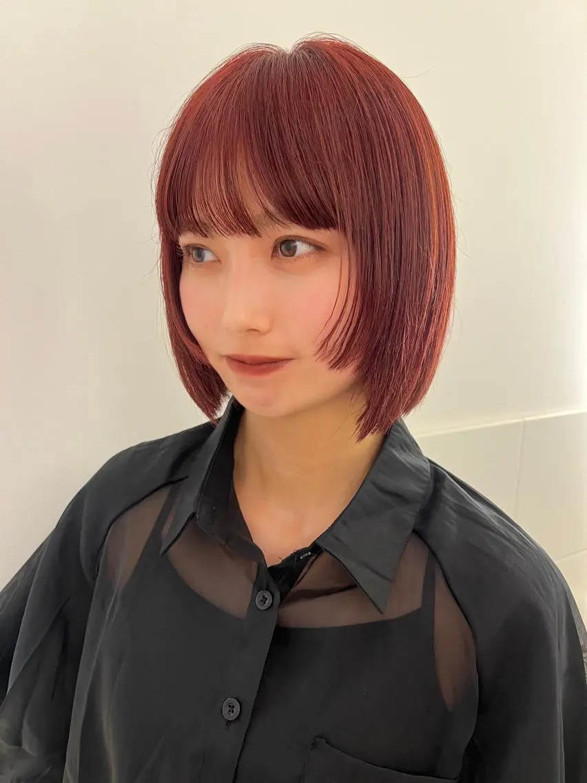 ミディアム カラー レッドカラー 顔まわり🥨レイヤー /透明感/水口舞奈のヘアスタイル