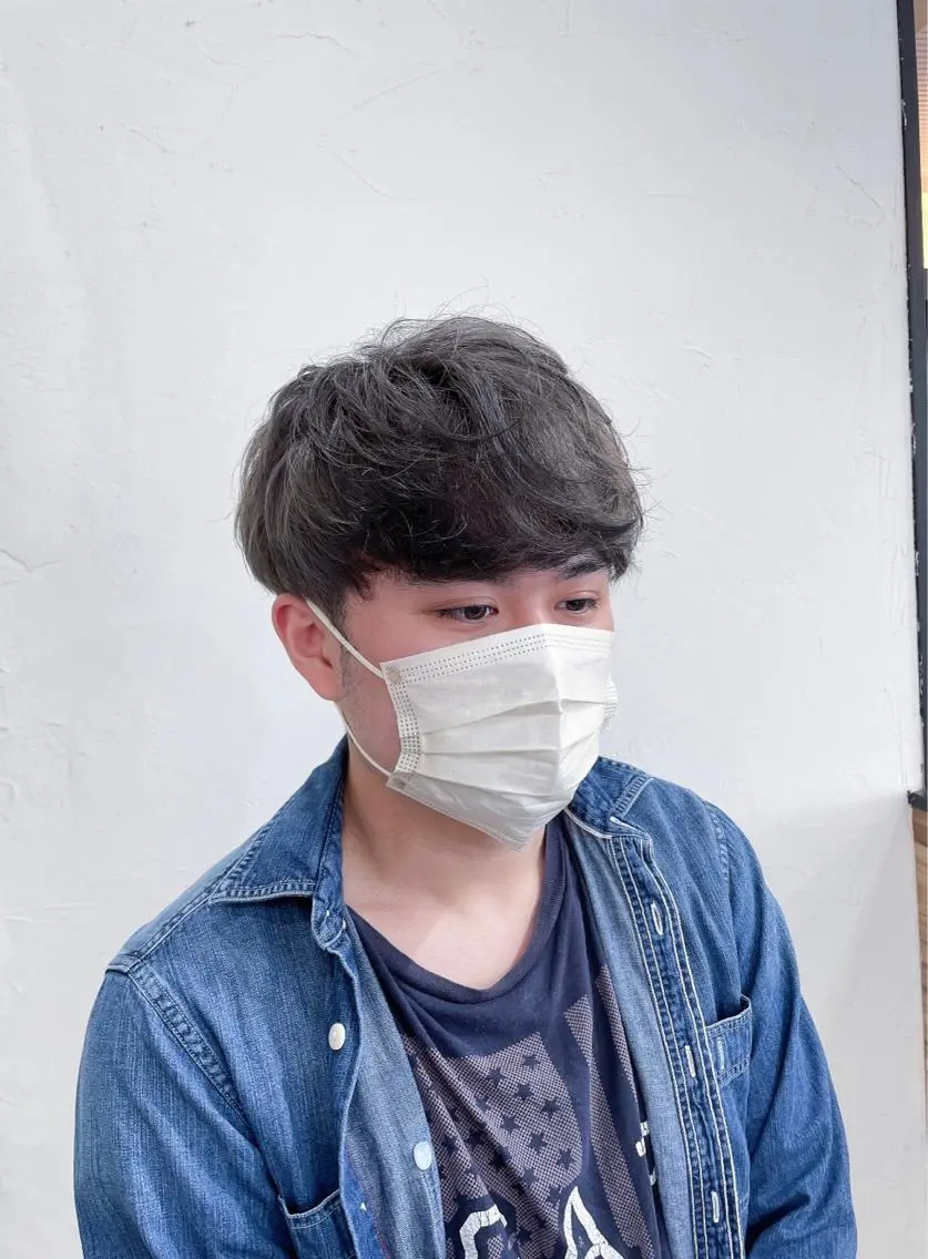 ショート メンズ マッシュ 刈り上げ かんばら りょーいのヘアスタイル