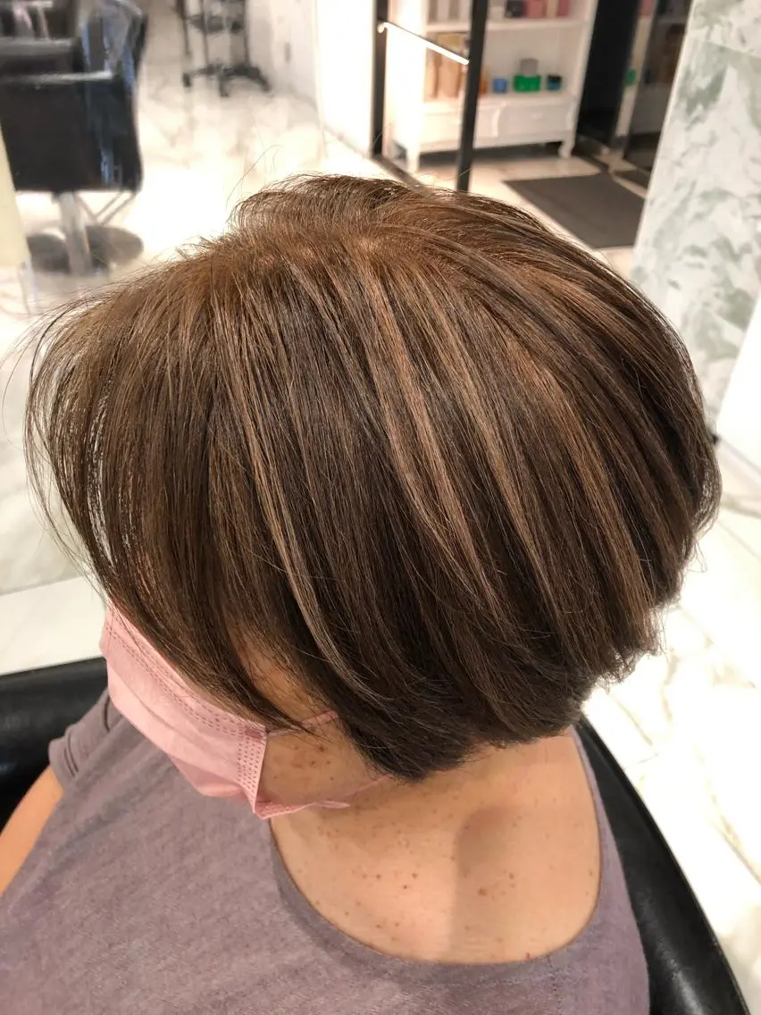ショート カラー ハイライトカラー ハイライト レイヤーカット 早崎太生のヘアスタイル