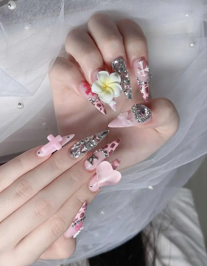 ネイル フレンチネイル ジェルネイル ハロウィン 韓国ネイル マグネットネイル ハンドネイル Hbaby nailのネイルデザイン