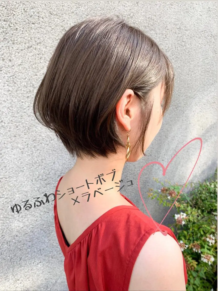 ショート カラー グレージュ ラベンダーカラー ラベンダーグレージュ ラベンダーグレー ショートヘア 大人かわいい💍🤍 ボブ/ショートボブのヘアスタイル