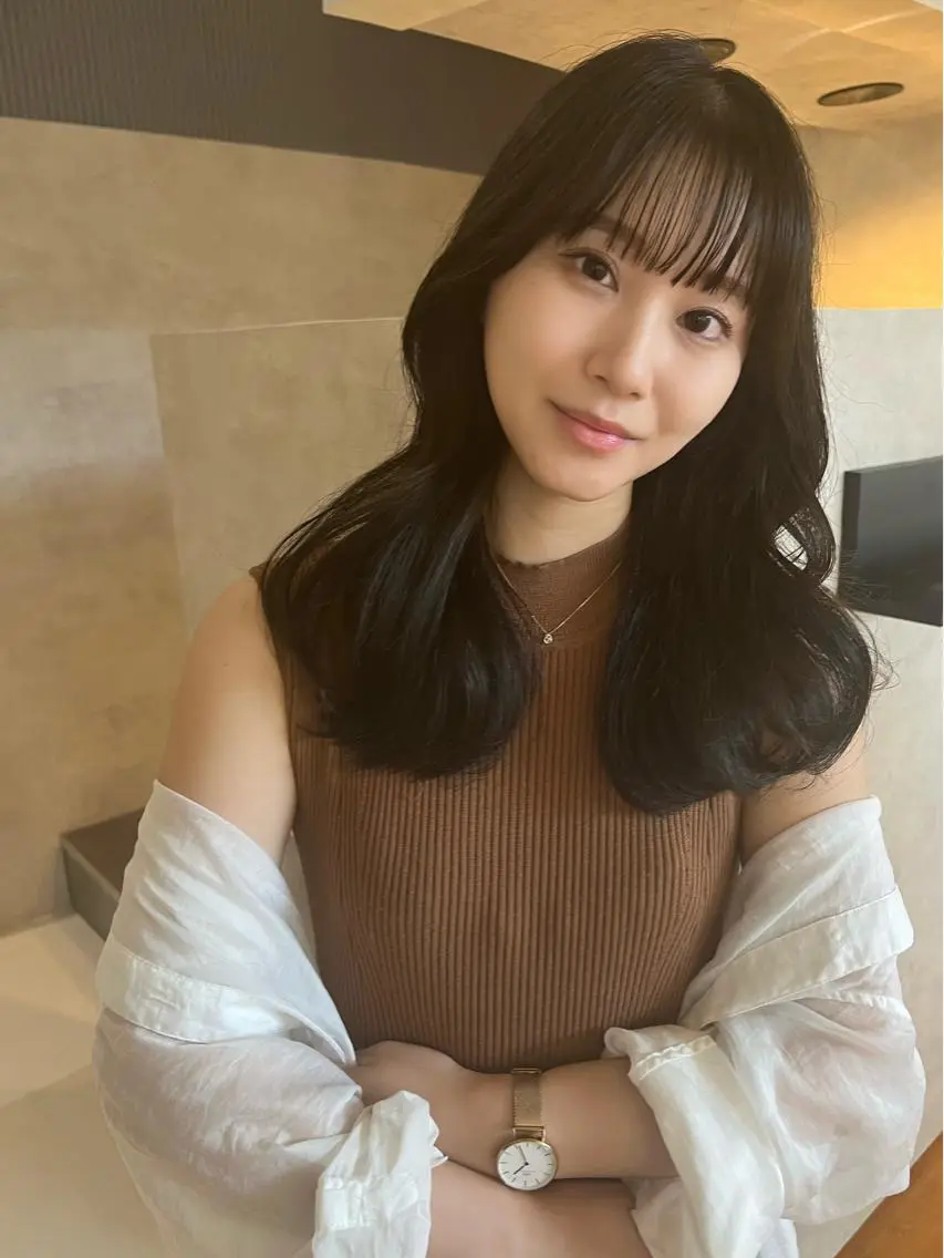 ロング 韓国風ヘア 菅原リキヤ くびれレイヤーヘアのヘアスタイル