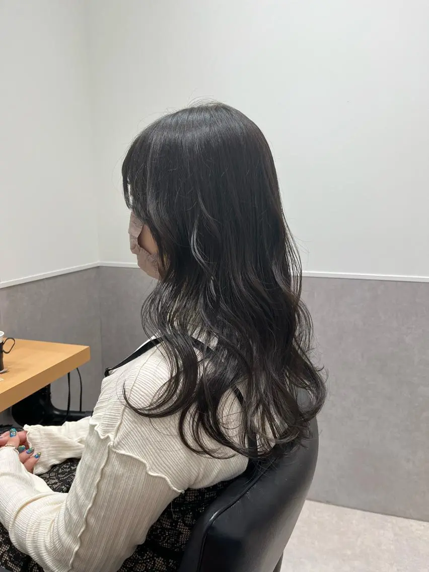 ロング カラー ヘアカラー トリートメント 𝒢𝒾𝓇𝓁𝓎 ⑅　𝓎𝓊𝓀𝒶のヘアスタイル