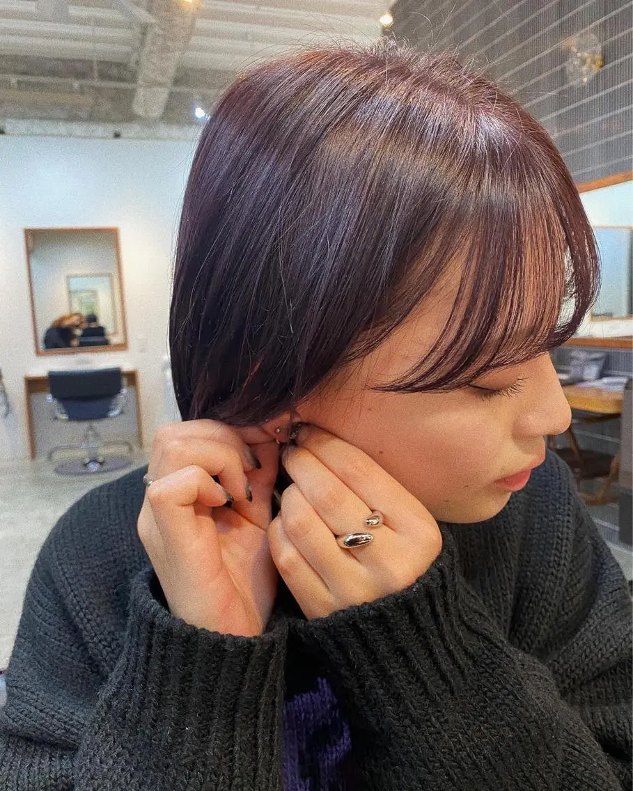ミディアム カラー ブリーチ カシス ラベンダーカラー ブリーチなしカラー 砂原 ひよりのヘアスタイル
