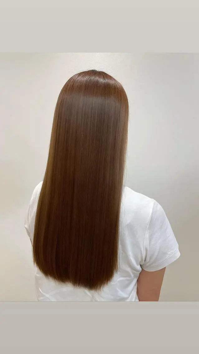 セミロング カラー 髪質改善 トリートメント 井村 拓未のヘアスタイル