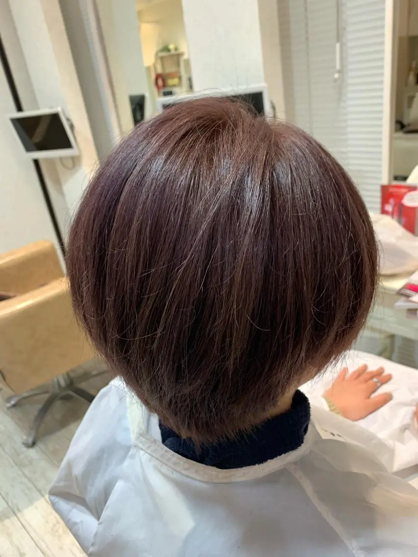 ショート カラー バイオレットカラー period. ほりはるかのヘアスタイル