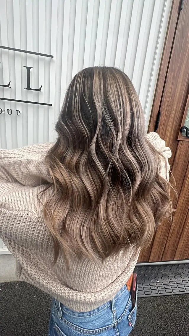 ロング カットモデル募集 ✨MIAのヘアスタイル