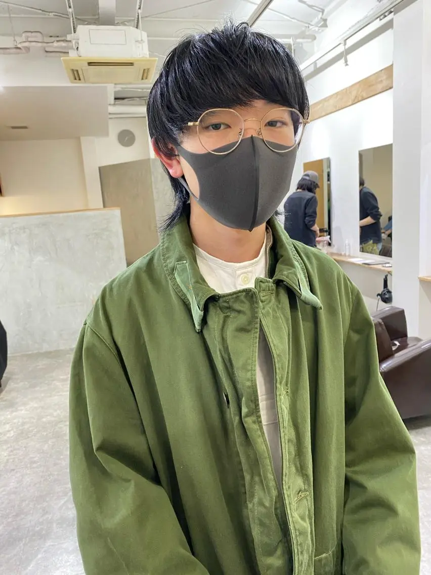 ショート カラー メンズ マッシュウルフ マッシュ メンズウルフカット 黒髪 ブルーカラー カット ヘアカラー 森貴裕/ニュアンス パーマ/オリーブのヘアスタイル