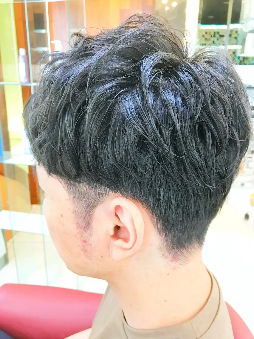 ショート カット ヘアカラー トリートメント 髪質改善/レイヤー/ 小顔/デザインのヘアスタイル