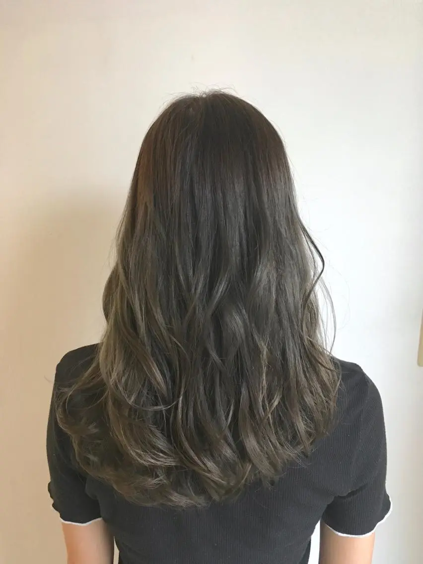 ロング カラー グレージュ ヘアカラー トリートメント ヘアセット yoshi ☆のヘアスタイル