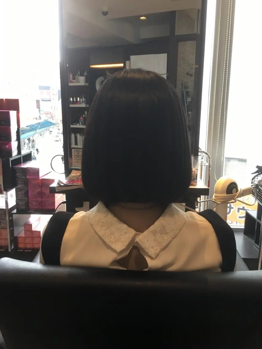 ショート ボブ 熊谷 奈菜のヘアスタイル