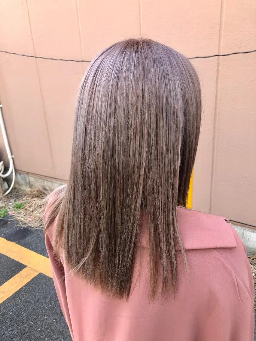 カラー 最高級エクステ /羽エクステ白石宇由のヘアスタイル