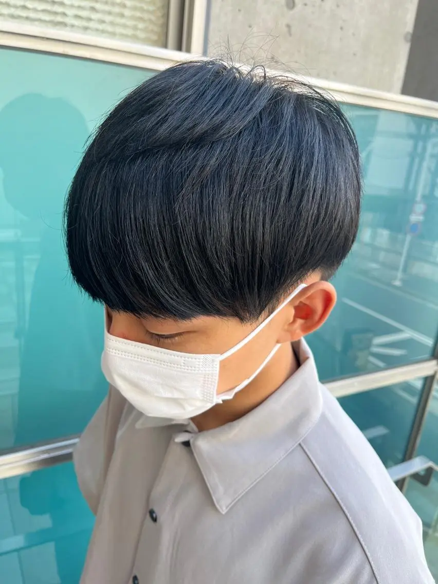 ミディアム カラー パーマ ヘアアレンジ メンズ キッズ ネイル マツエク・マツパ アイブロウ ミディアムパーマ メンズパーマ ブラウンカラー ケアカラー 透明感カラー 久木原 ゆりのヘアスタイル