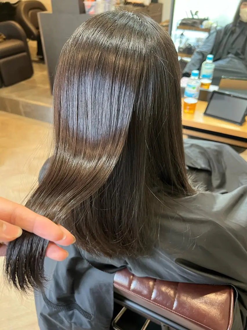 ロング カラー TAKA 【髪質改善】のヘアスタイル