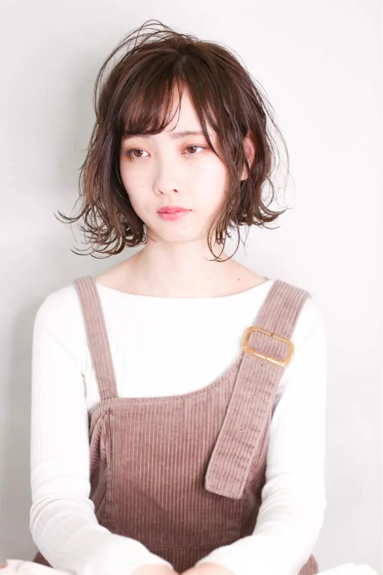 ショート カラー 切りっぱなしボブ ボブ カット 千葉 郁也のヘアスタイル