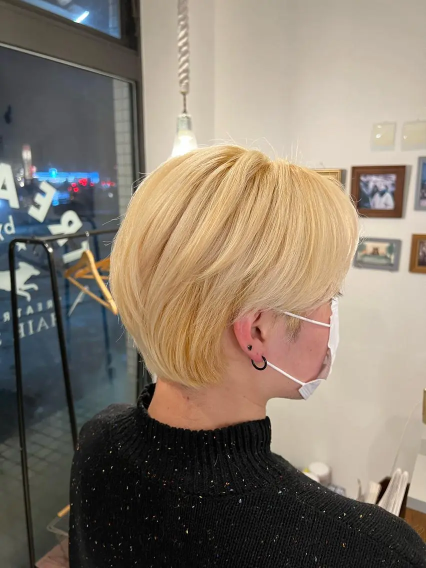 ショート カラー メンズ メンズブリーチ ブリーチ 抜きっぱなしブロンド 松永 真弥のヘアスタイル