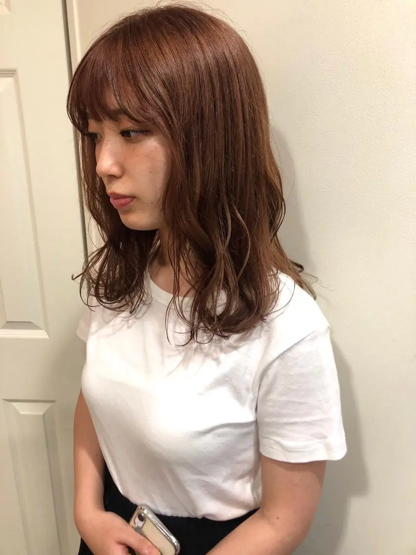ミディアム カラー ヘアカラー トリートメント MIOベージュカラー 柔らかいカラーのヘアスタイル