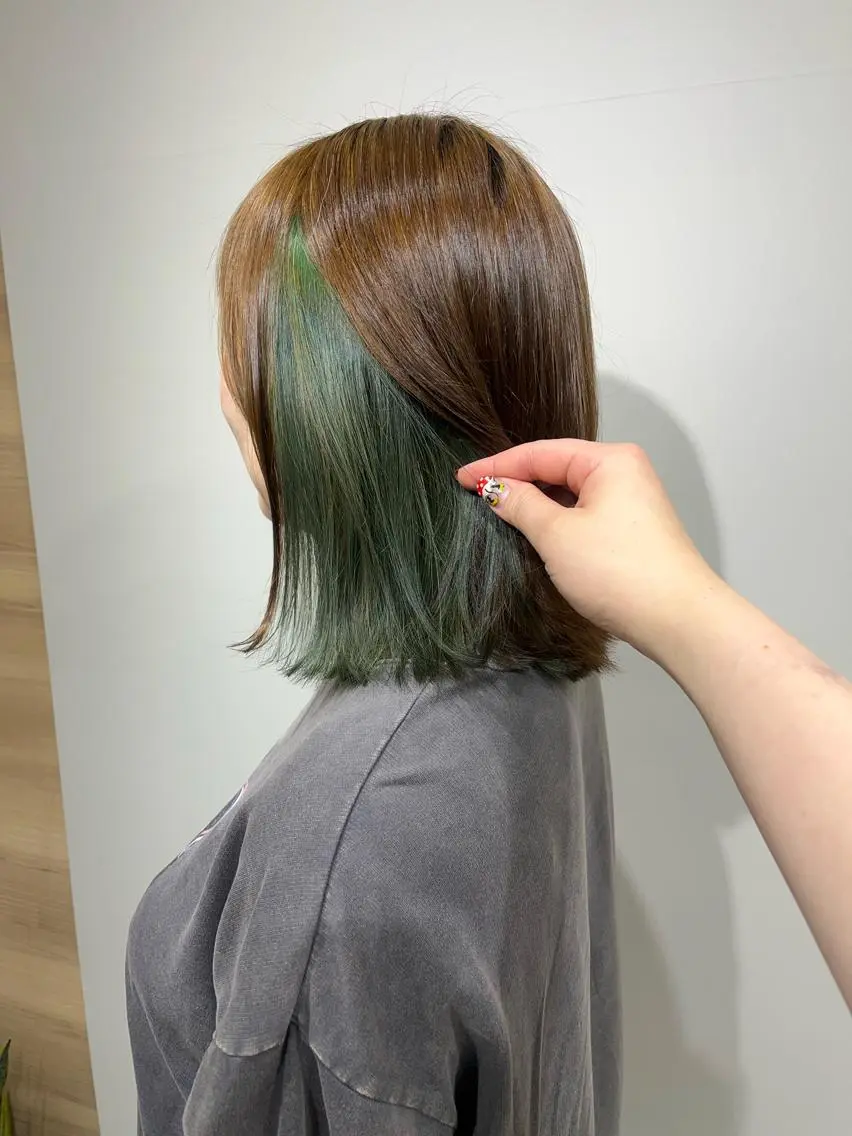ミディアム カラー インナーカラー ヘアカラー トリートメント ヘアセット 韓国/インナーカラー 🍑YUI🍑のヘアスタイル