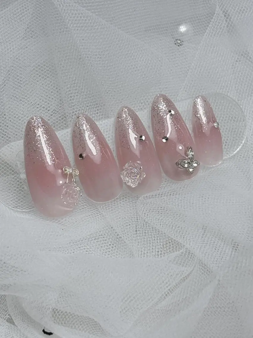 ネイル ハンドネイル nailist wakanaのネイルデザイン