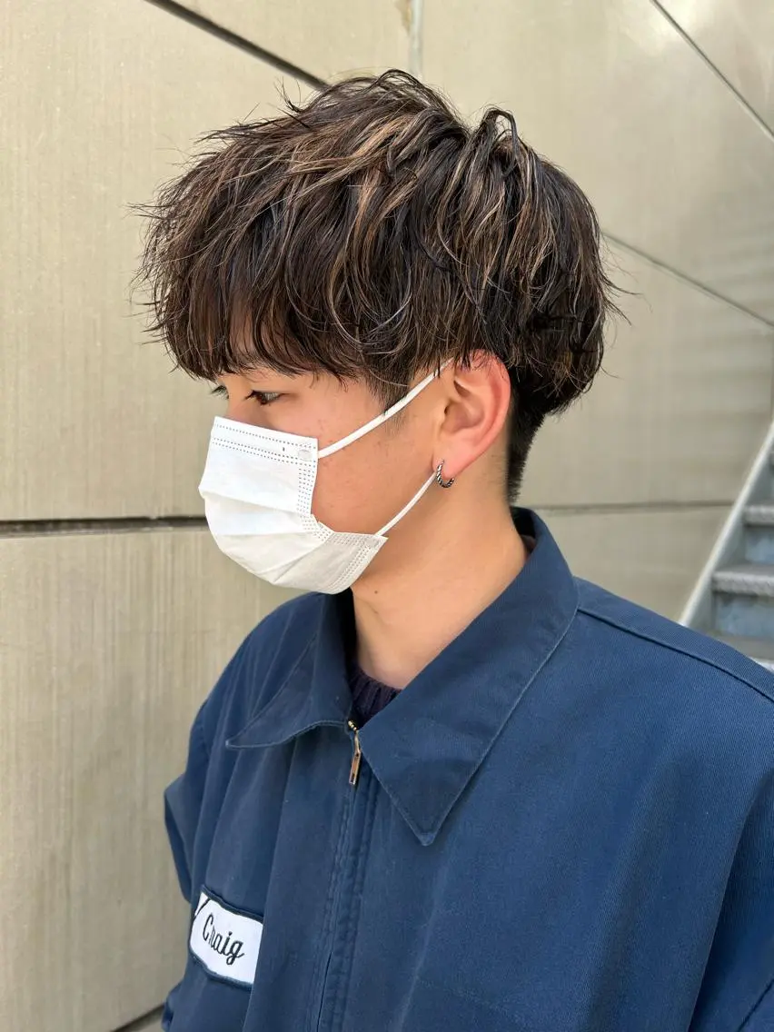 ショート カラー メンズ メンズハイライト ハイライトカラー ハイライト カット ヘアカラー トリートメント 🧸艶々韓国ヘア 🧁mizunaのヘアスタイル
