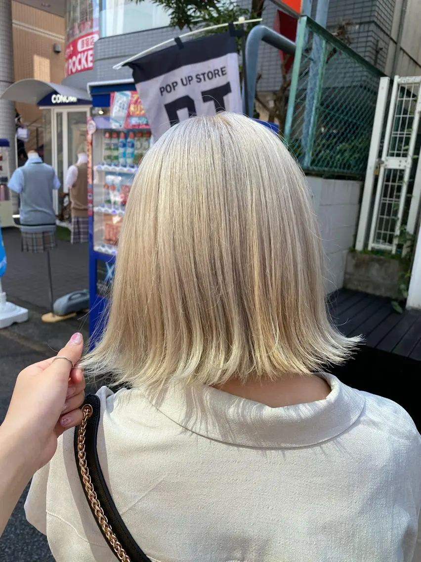 ミディアム 🤍ムラ修正ブリーチ 🤍原宿/YUUのヘアスタイル