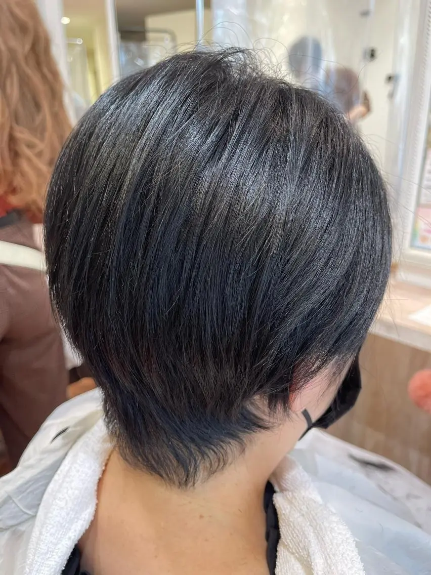 ショート ☘️お悩み解決☘️ 岡部恒輝のヘアスタイル