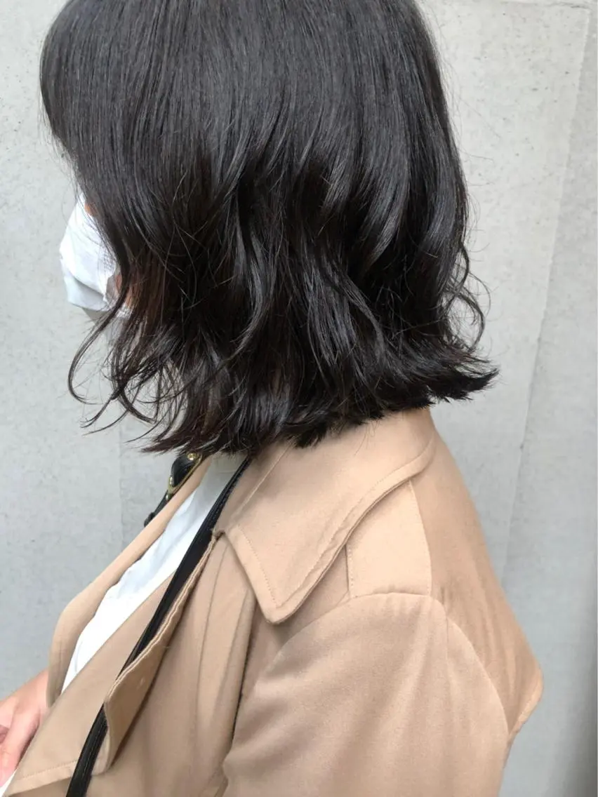 ミディアム パーマ 外ハネヘア カット パーマ コテ巻き風パーマ✨ かつみのヘアスタイル