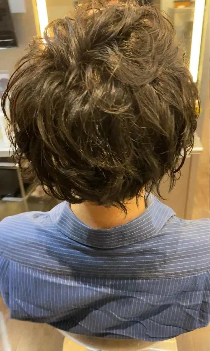 メンズ メンズパーマ メンズウルフカット ウルフカット 谷口 雅門のヘアスタイル
