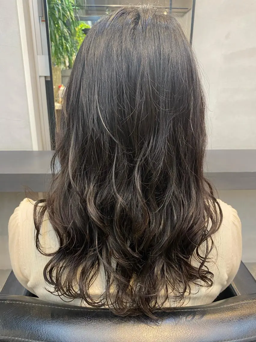 パーマ やました もえかのヘアスタイル