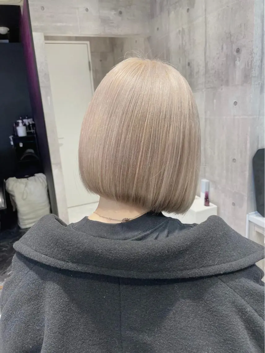 ショート バレイヤージュ特化/ アキラのヘアスタイル