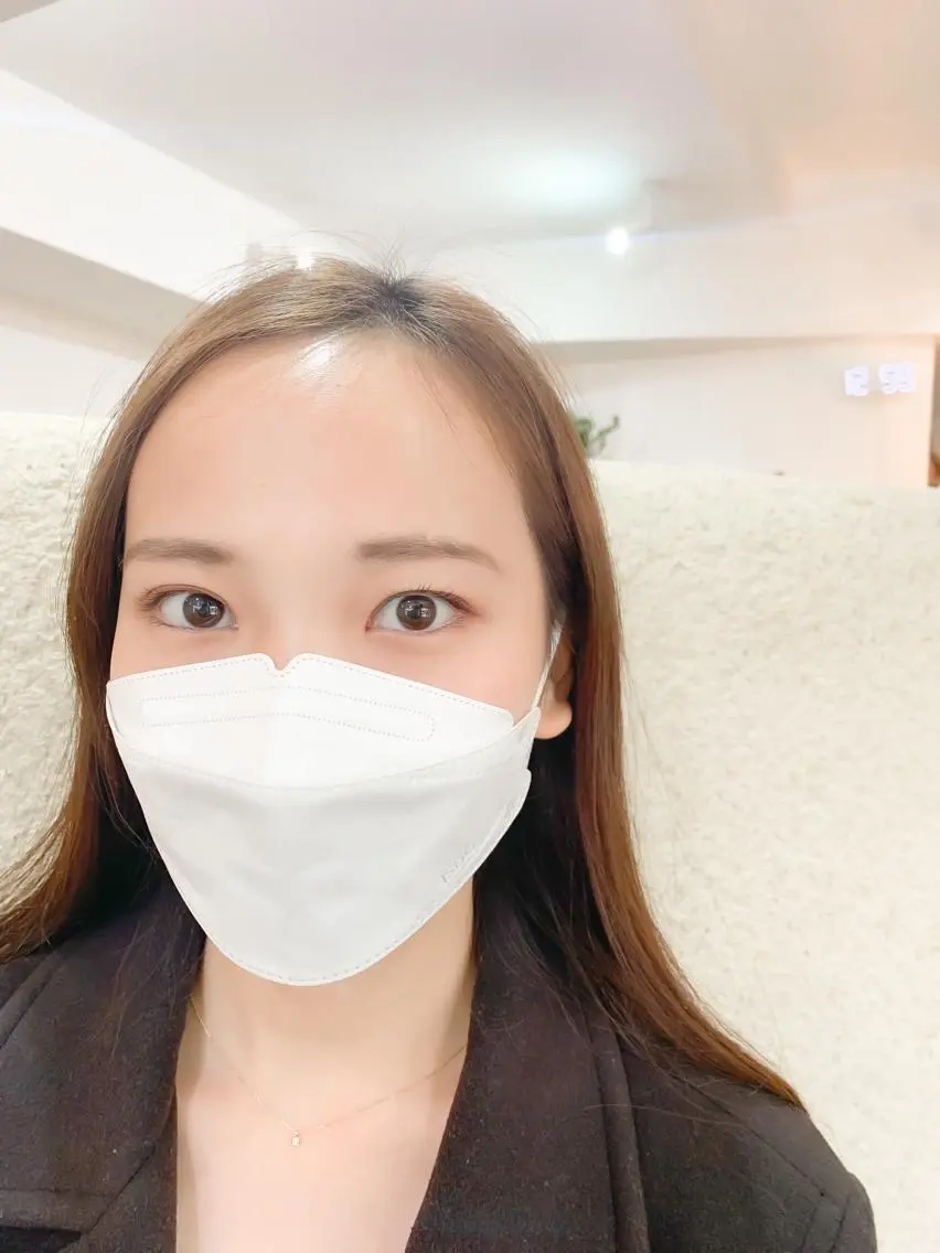 マツエク・マツパ 角戸 りおのヘアスタイル