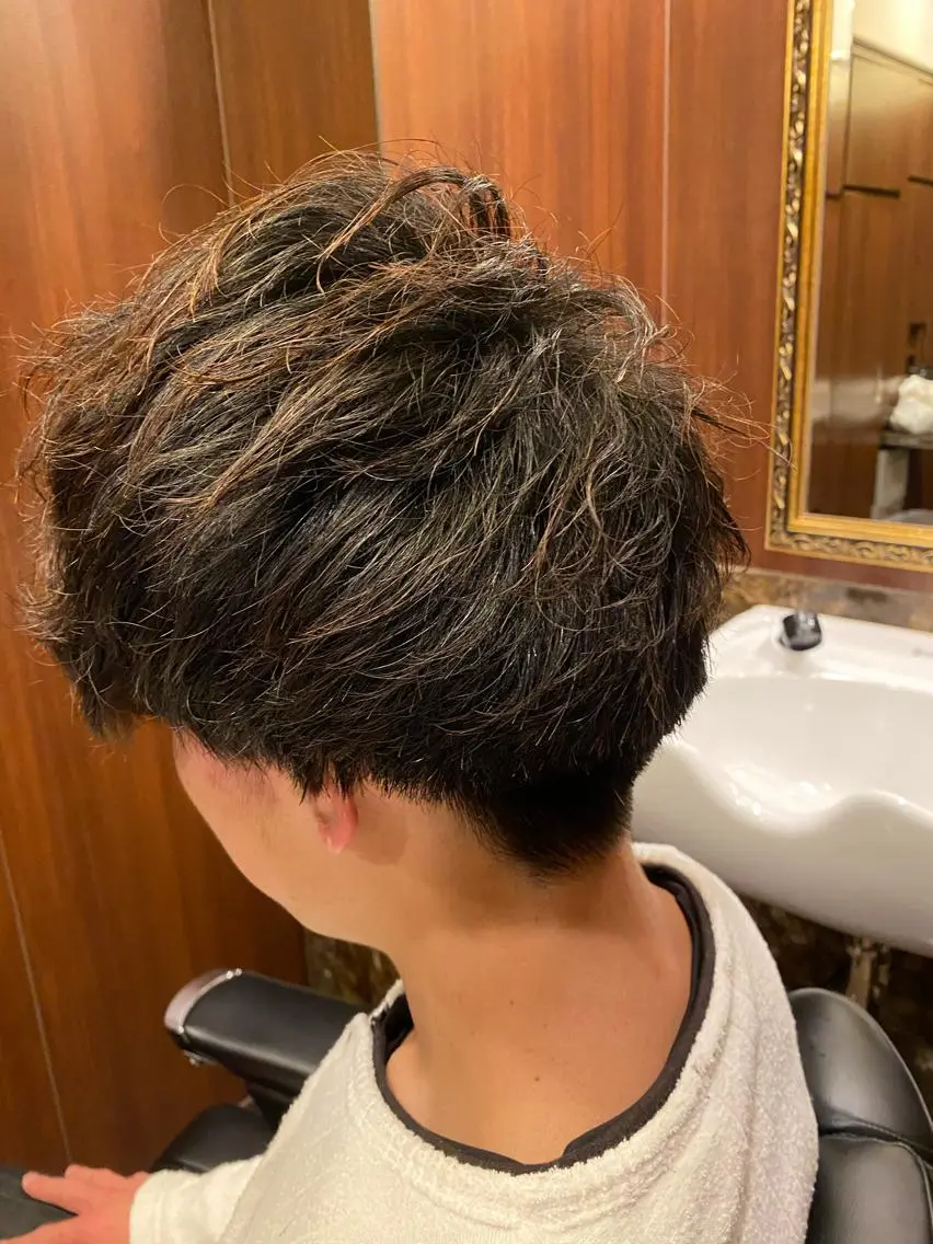 ショート パーマ 小島 史也のヘアスタイル