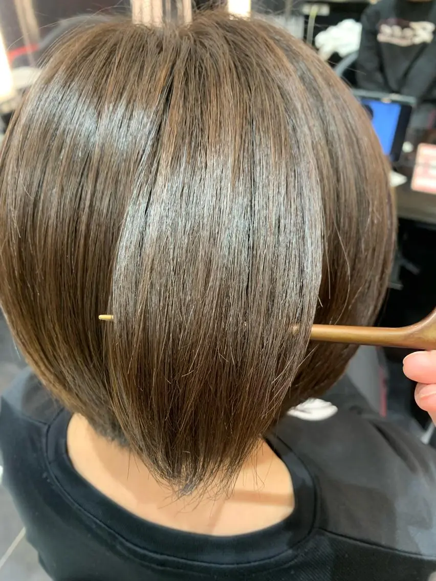 ショート パーマ ストレートパーマ 艶髪/白髪ぼかし ヘッドスパ/大野結菜のヘアスタイル