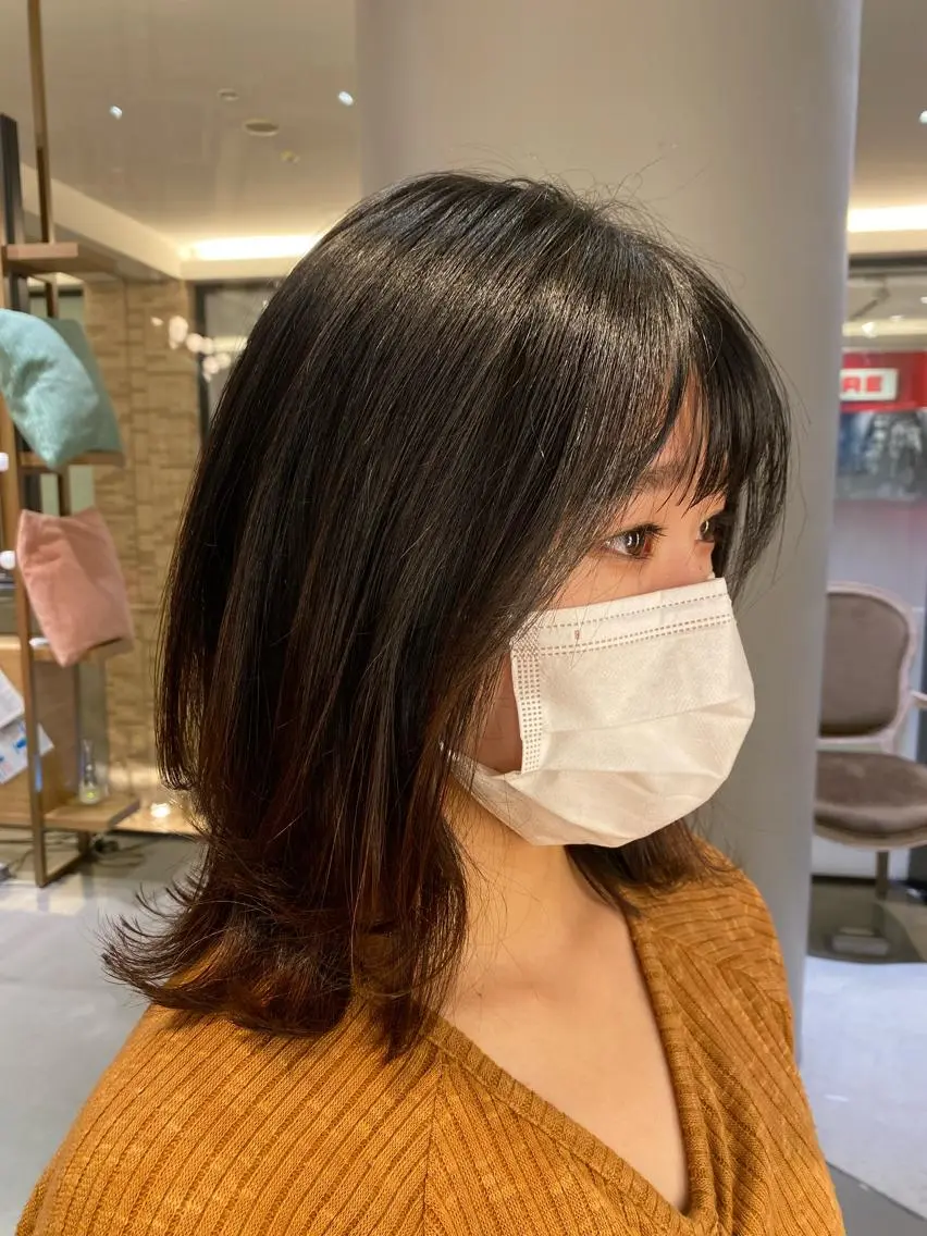ミディアム くびれヘア 小顔カット unopulir 景山 凌のヘアスタイル