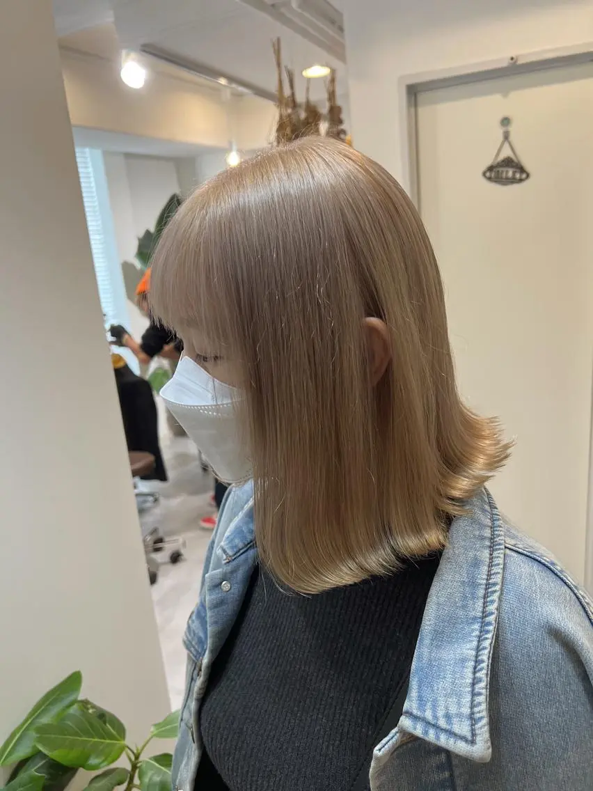 ショート 切りっぱなしボブ ボブ レイヤー×縮毛矯正 深見 拓のヘアスタイル