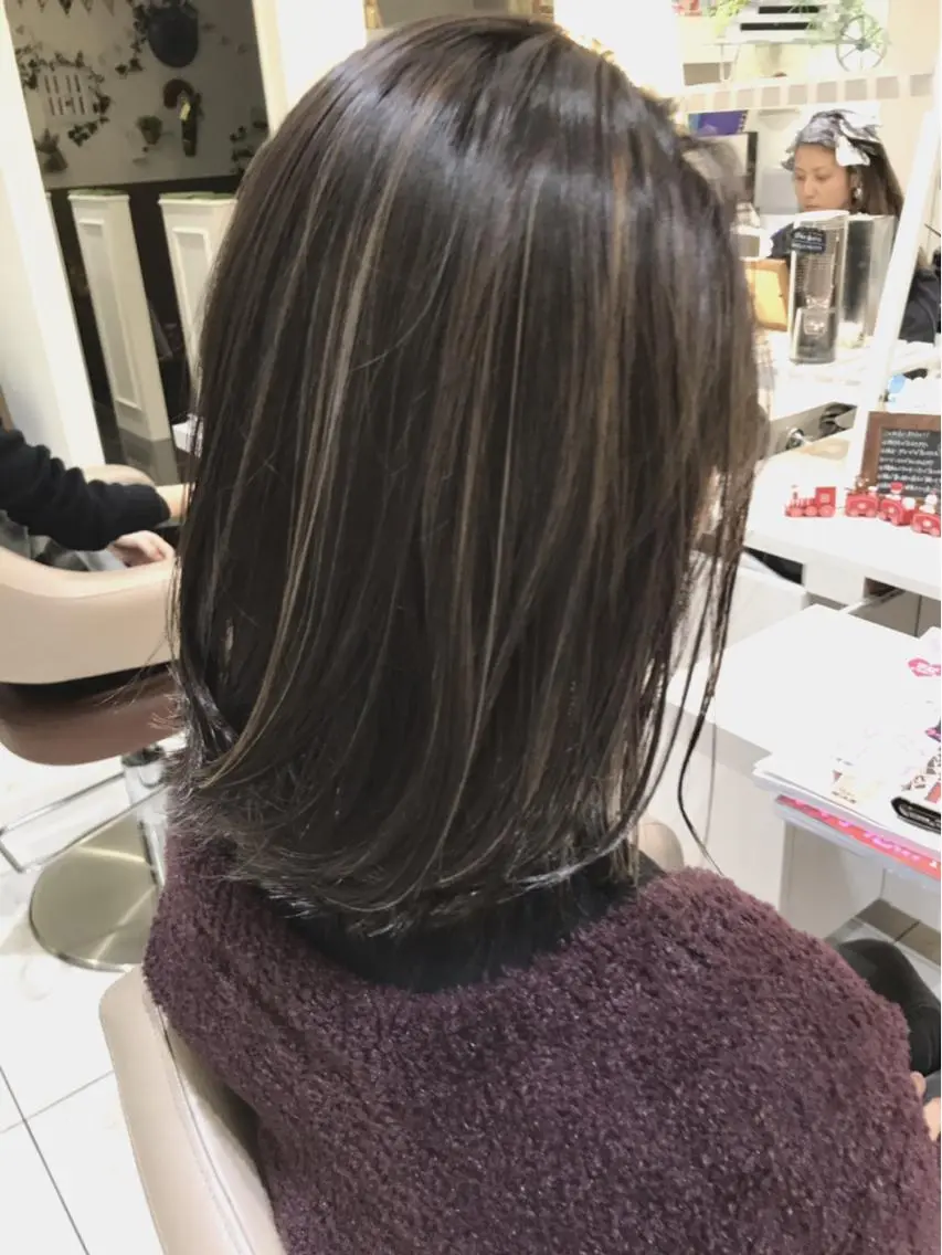 ミディアム カラー アッシュ ダークアッシュ ハイライトカラー ハイライト カット ヘアカラー 山崎俊輔/髪質改善 /バレイヤージュのヘアスタイル