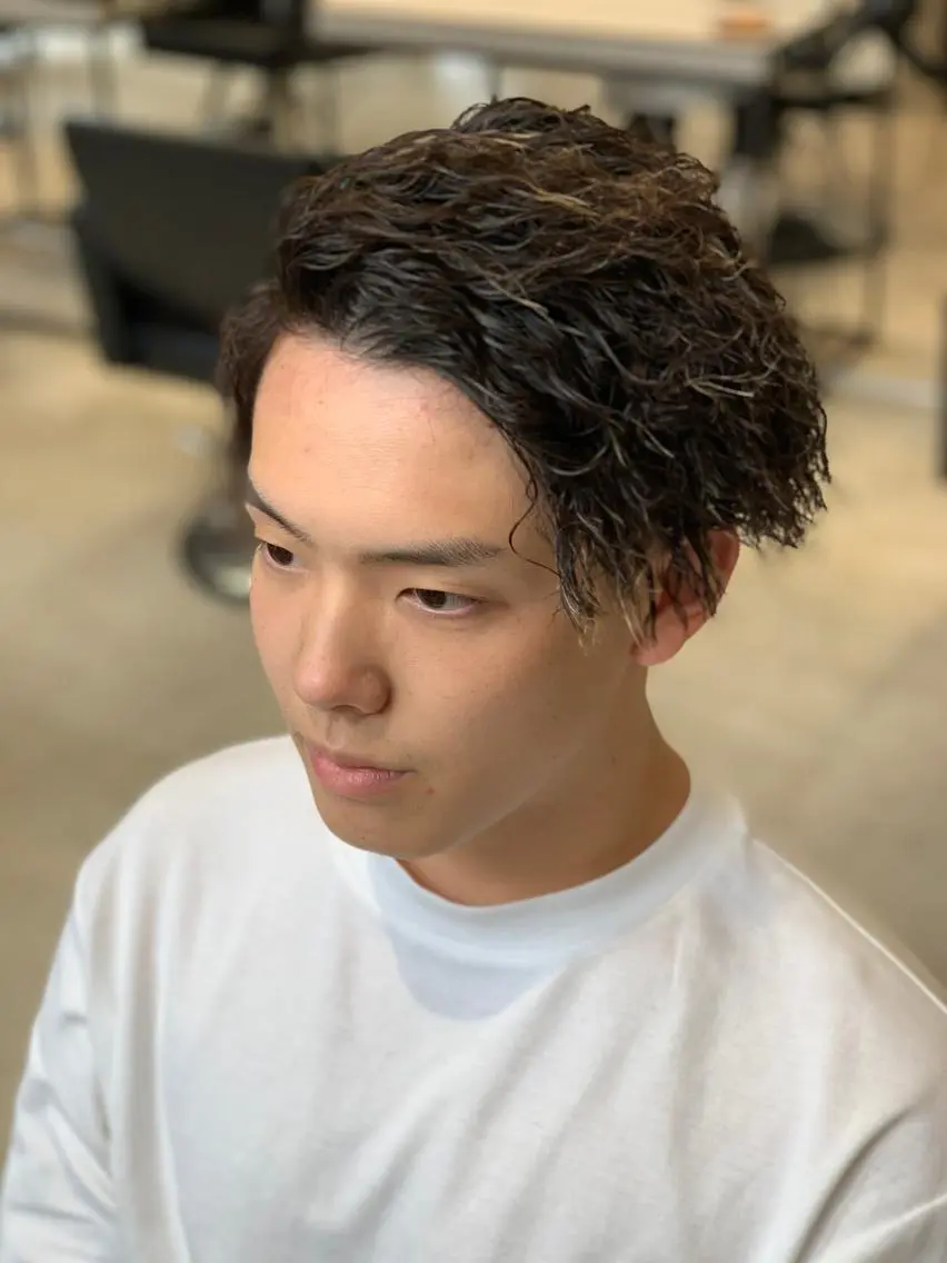 ショート パーマ メンズ カット パーマ トリートメント 🎱メンズフェード 特化HYOGA🎱のヘアスタイル
