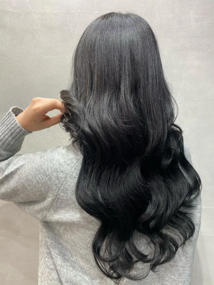 ロング カラー ヘアアレンジ FAAM Tsuneのヘアスタイル