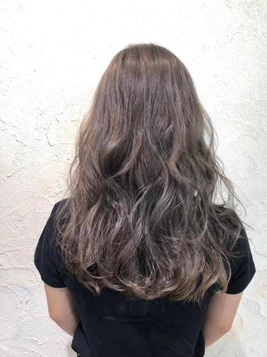 カラー シールエクステ/ ハイトーンカラーのヘアスタイル