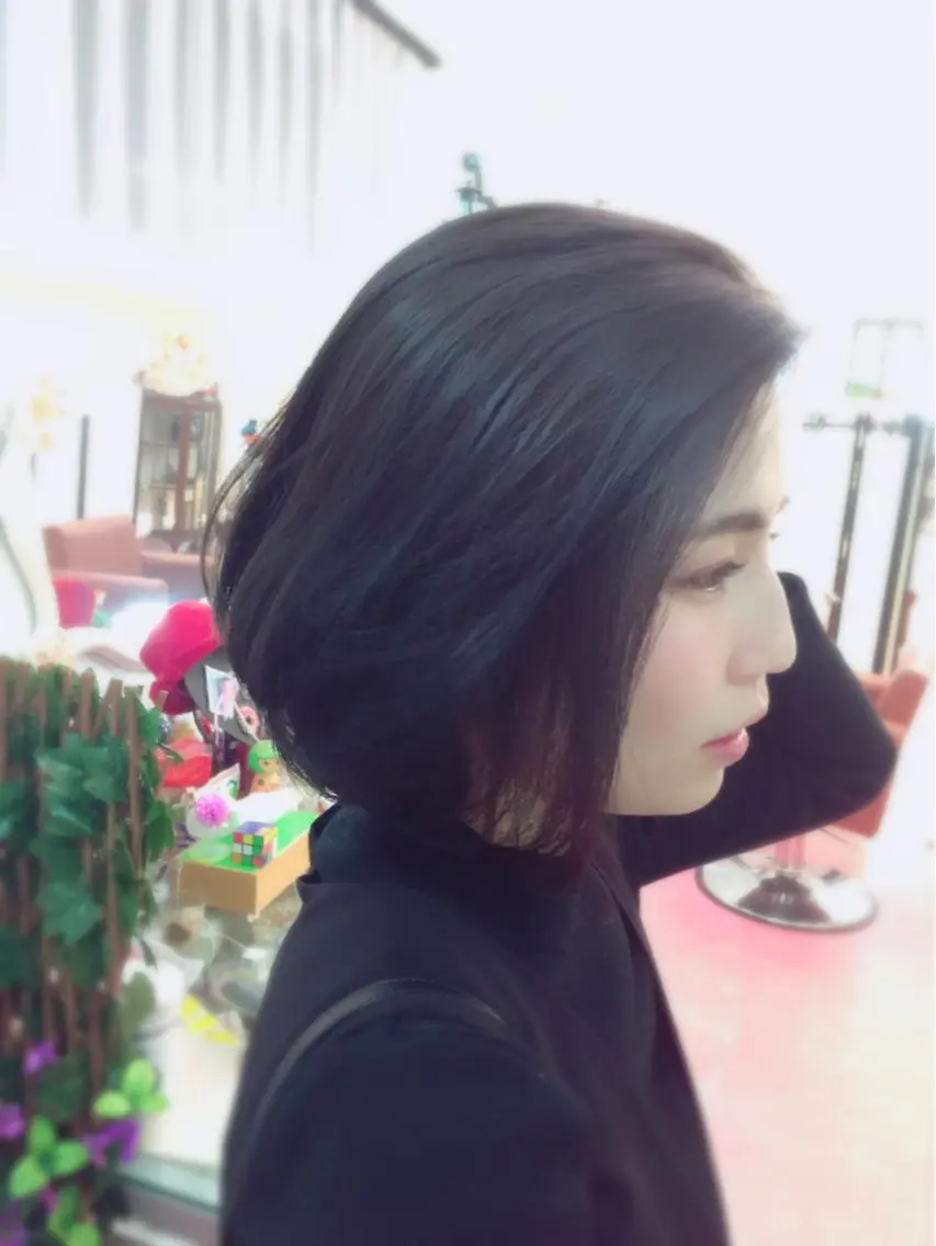 ミディアム パーマ ボブ ティアラbyギャロ ティアラbyギャロのヘアスタイル