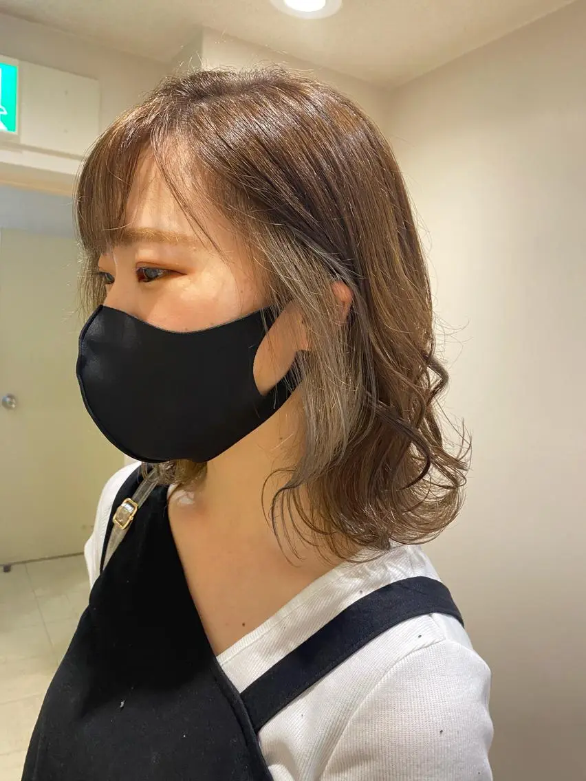 ミディアム カラー インナーカラー KAREN🕊️ 大宮美容室のヘアスタイル