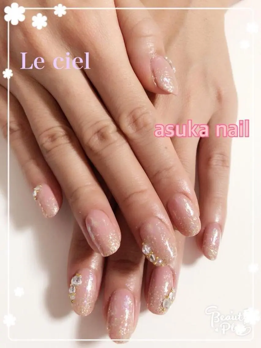 ネイル ラメ(グリッター) シルバー シンプルネイル asuka nailのネイルデザイン